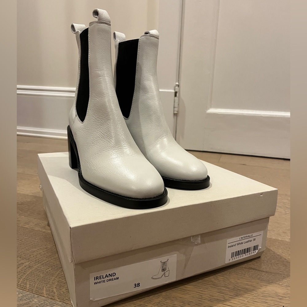 L’Intervalle White Women's Boots NIB